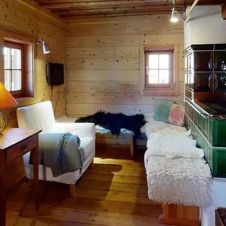 Charmantes Gaestehaus Am Waldrand In Alpiner Lage Siehe Auch Zweites Objekt Gaestewohnung In Altem 別荘 Stanz Im Murztal