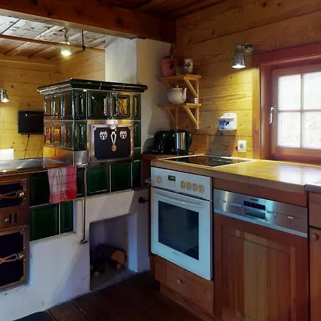 Charmantes Gaestehaus Am Waldrand In Alpiner Lage Siehe Auch Zweites Objekt Gaestewohnung In Altem 別荘 Stanz Im Murztal