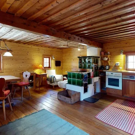 Alpine Guesthouse: Charming Forest Retreat Holiday home Stanz Im Murztal